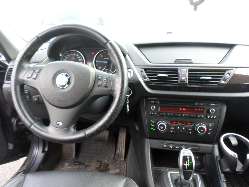 BMW X1 xDrive 20i A/T - náhľad