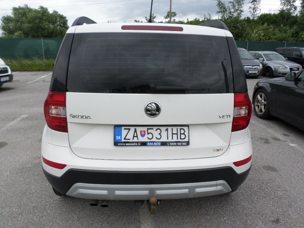 Škoda Yeti 2.0 TDI 140k 4x4 Ambition DSG - náhľad