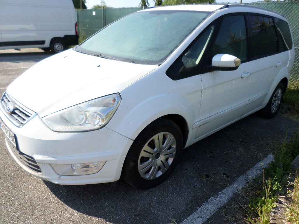Ford Galaxy 2.0 TDCi DPF 115k Trend 7m - náhľad
