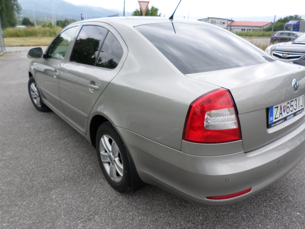 Škoda Octavia 1.6 TDI CR DPF Classic ICE - náhľad