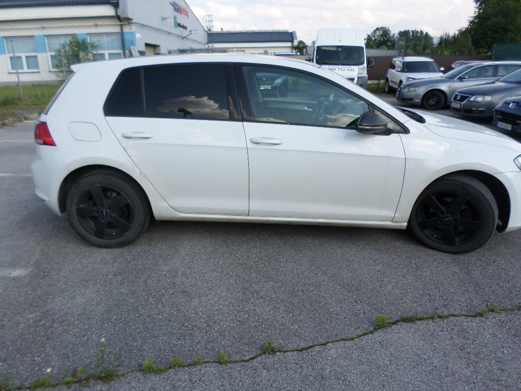 Volkswagen Golf 1.2 TSI Comfortline - náhľad