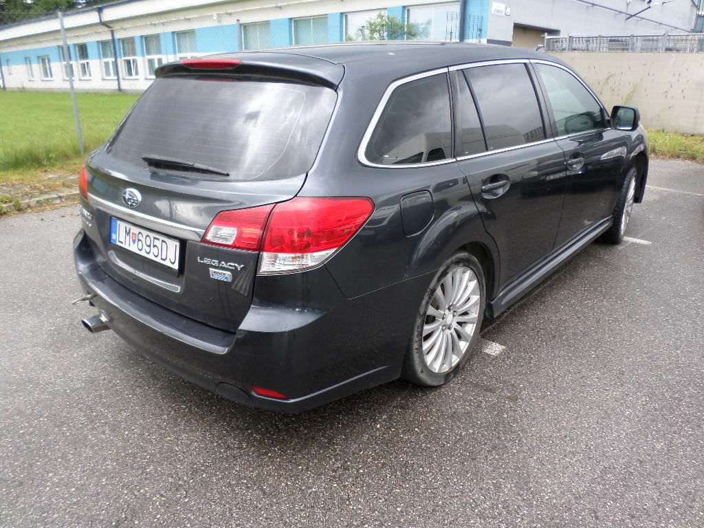 Subaru Outback 2.0 D Comfort - náhľad