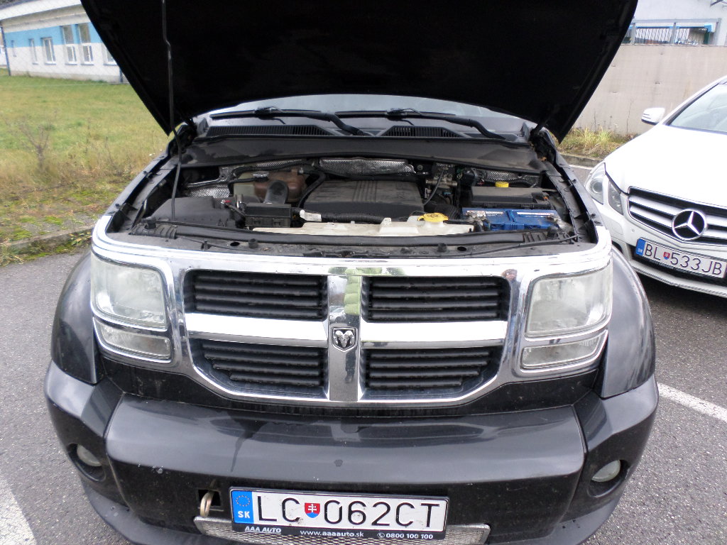 Dodge Nitro 2.8 CRD SE A/T - náhľad